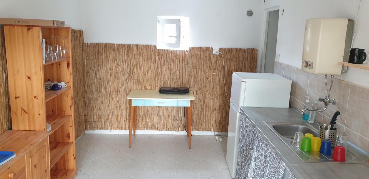 Sarga311 Ueduelohaz Szeged Βίλα Εξωτερικό φωτογραφία